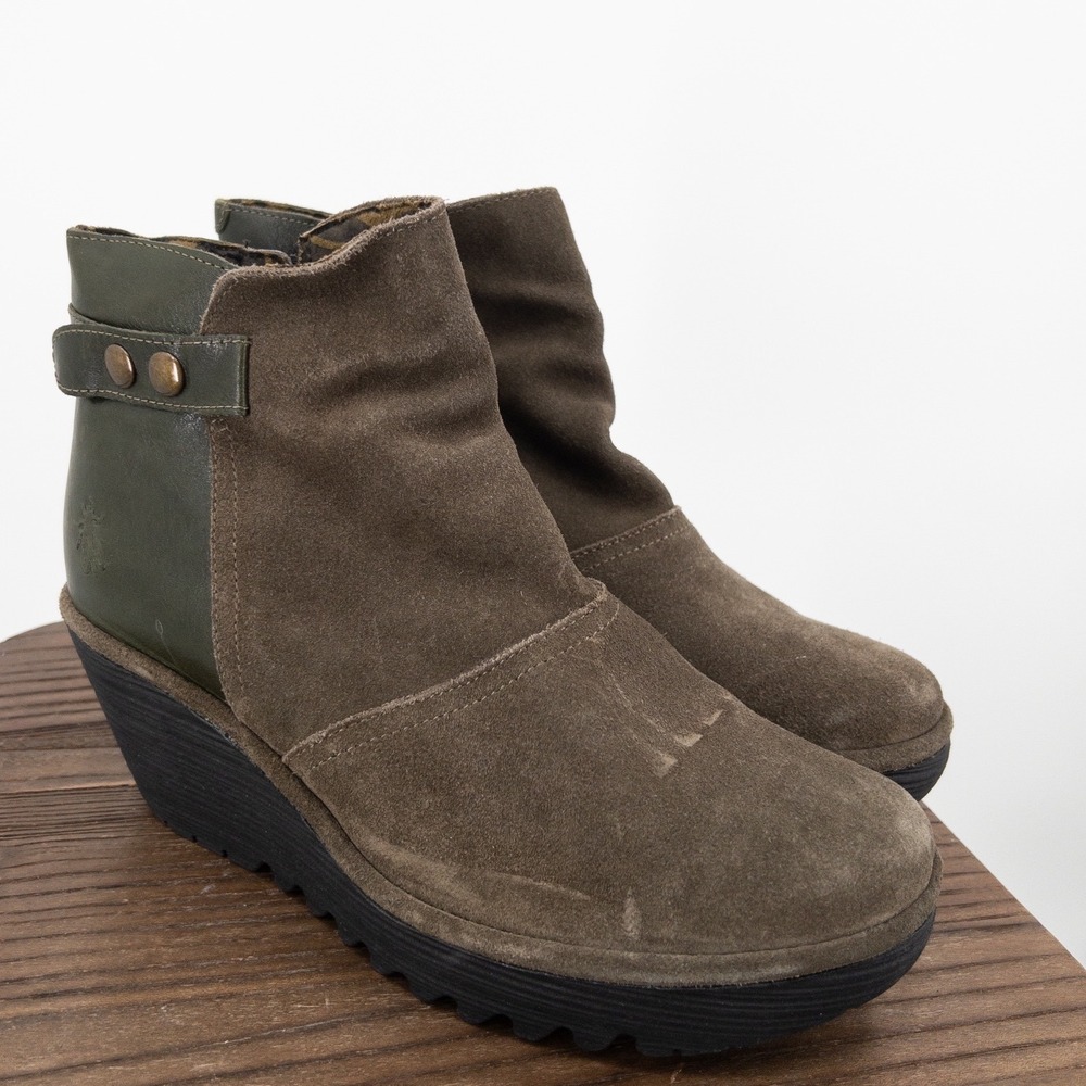 Fly London Yulu Sludge Green Suede Leather Wedge Ankle Boots 40